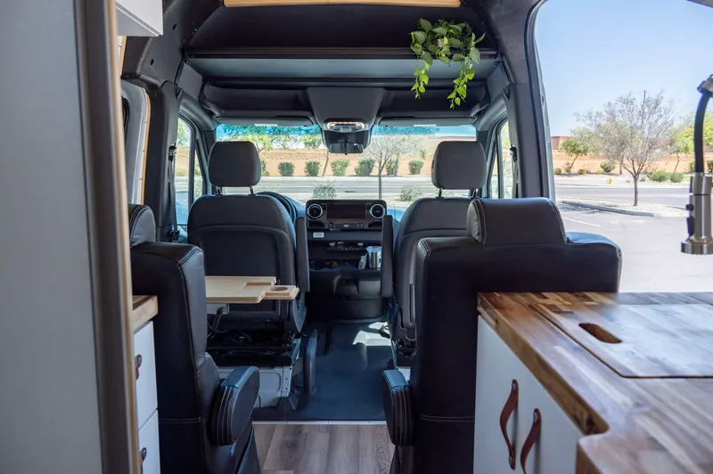 Clubhouse Cruiser