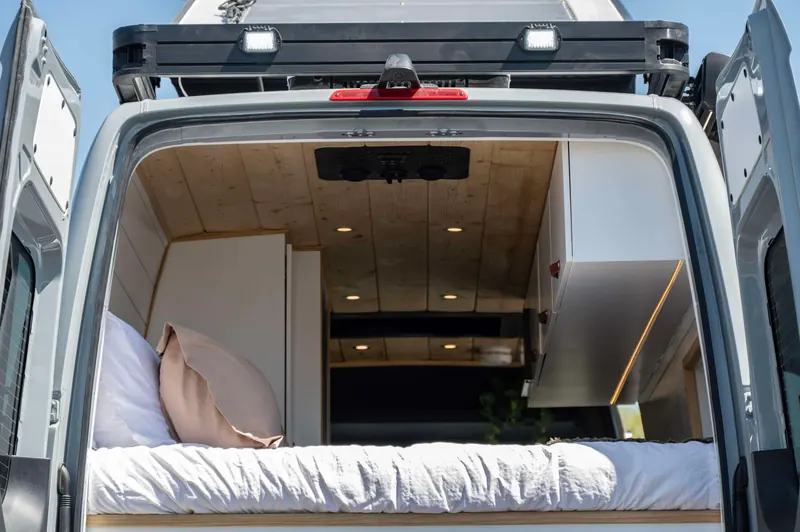 Clubhouse Cruiser