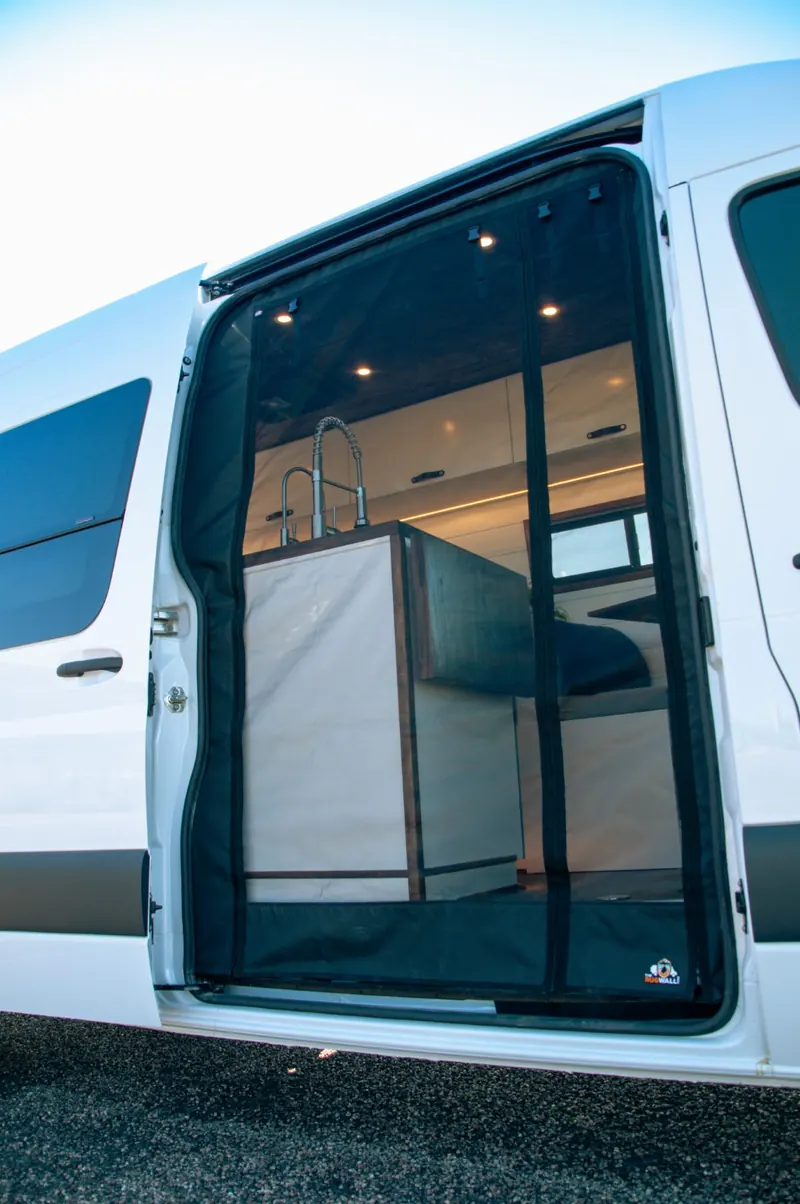 Cozy Cabin Cruiser
