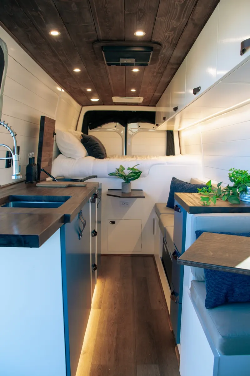 Cozy Cabin Cruiser