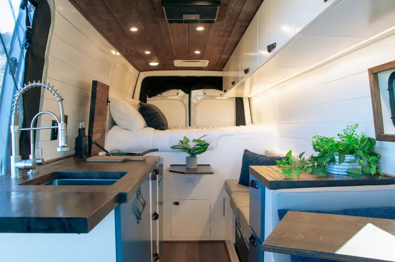 Cozy Cabin Cruiser