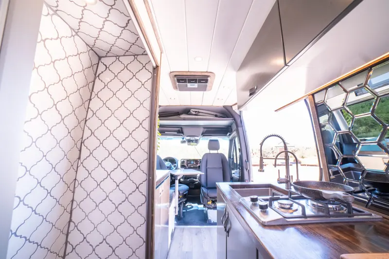 Dually Deluxe Camper