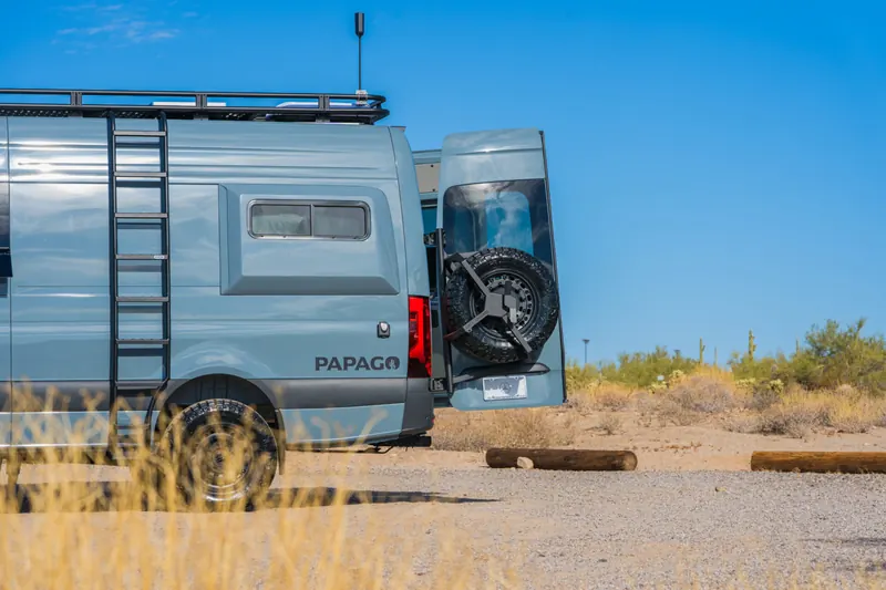 Echelon Explorer