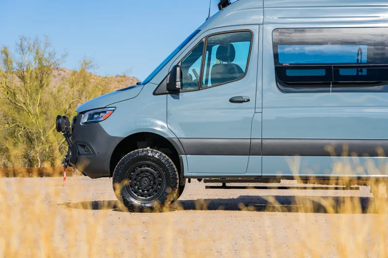 Echelon Explorer
