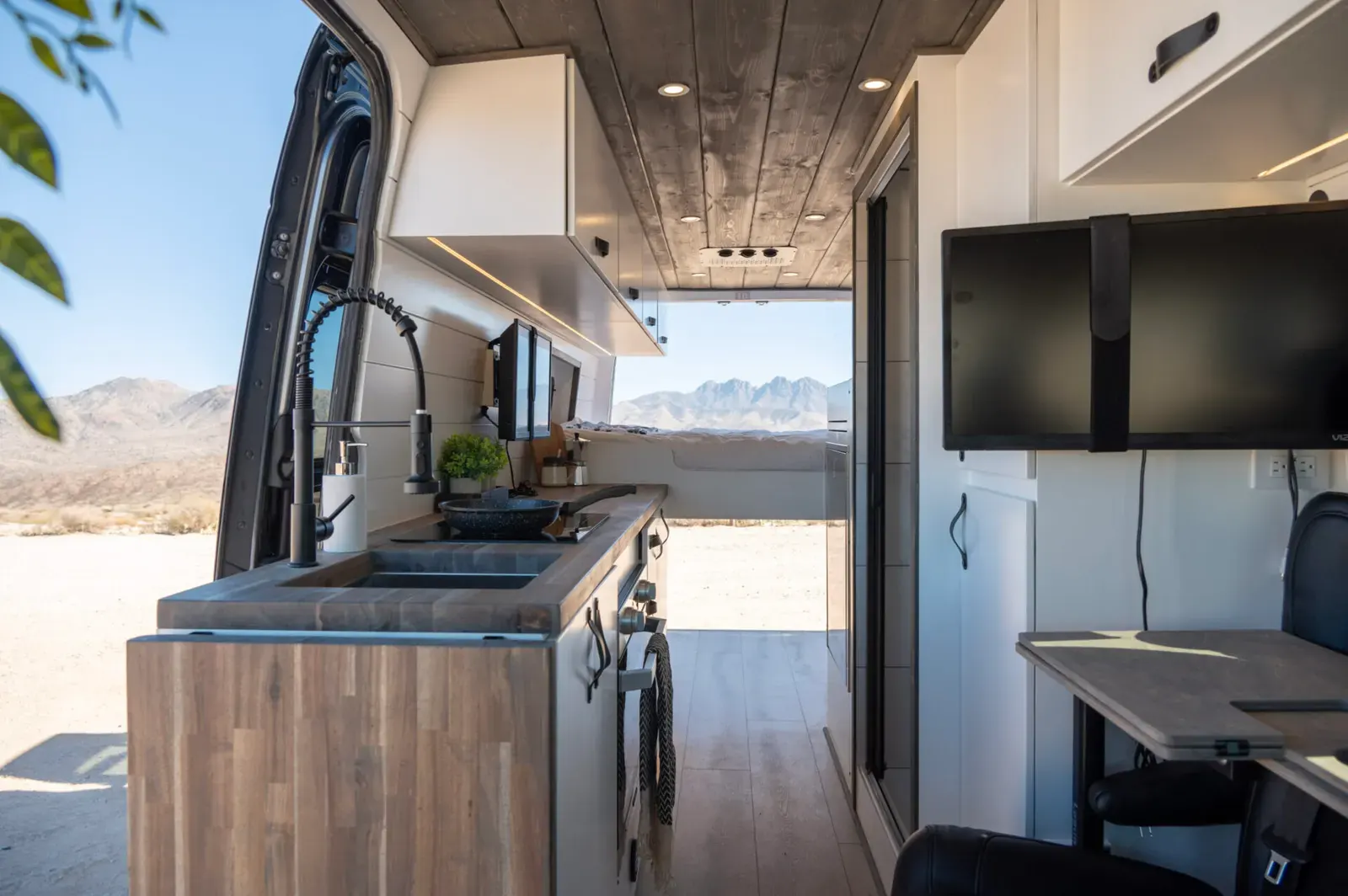 Four Peaks Overlander