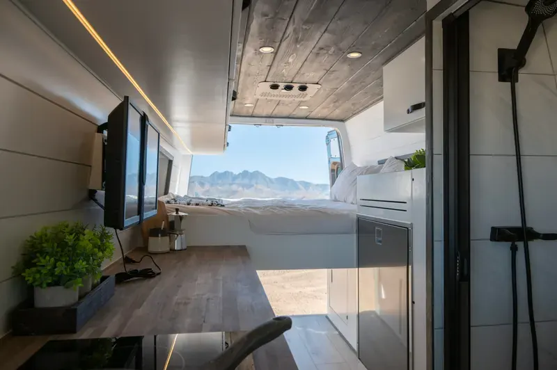 Four Peaks Overlander