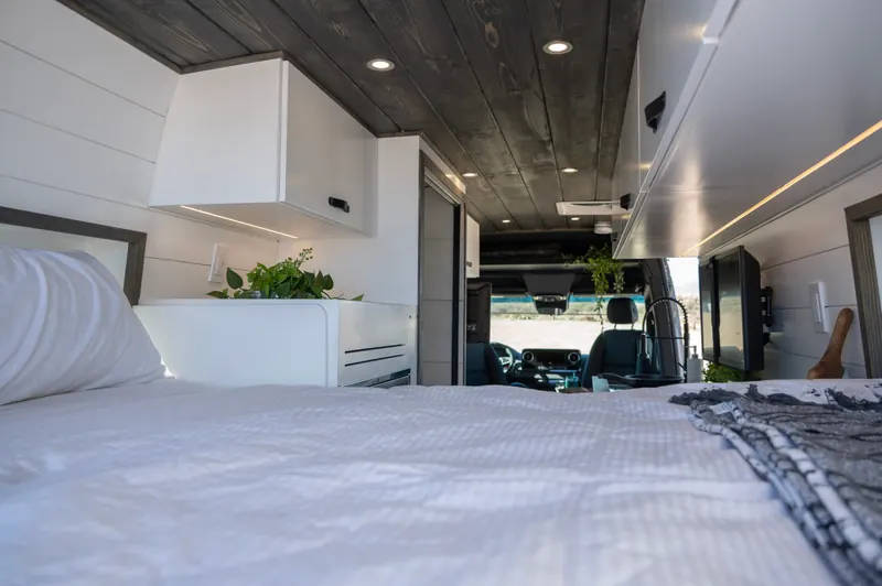 Four Peaks Overlander