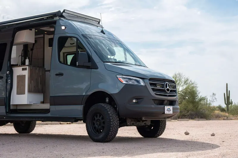 Obsidian Overlander