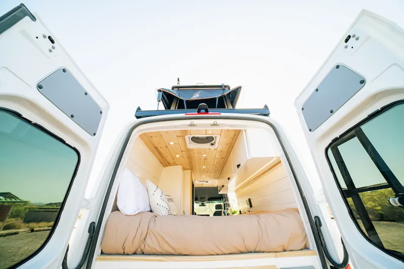 Quad Quarters Camper (4Peaks Package)