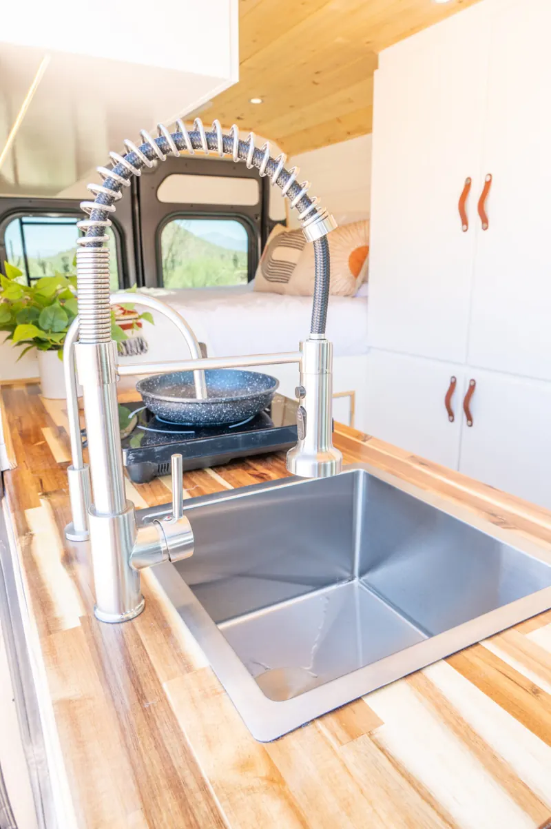Sunset Cruiser Van