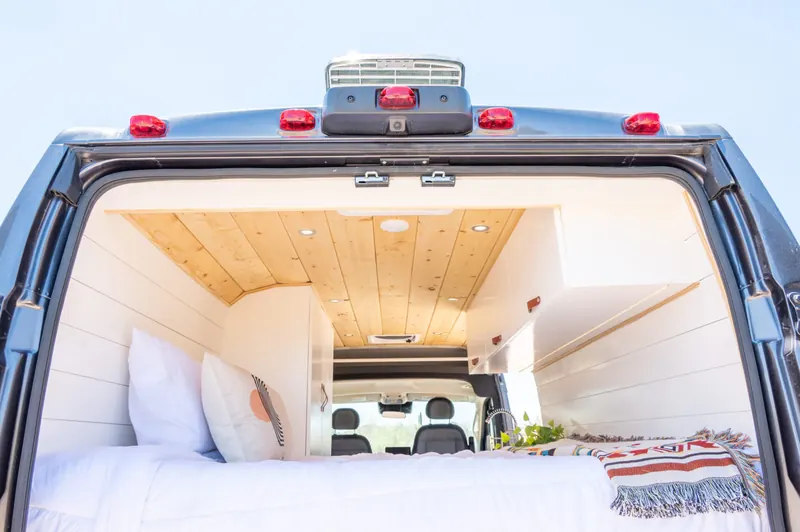 Sunset Cruiser Van
