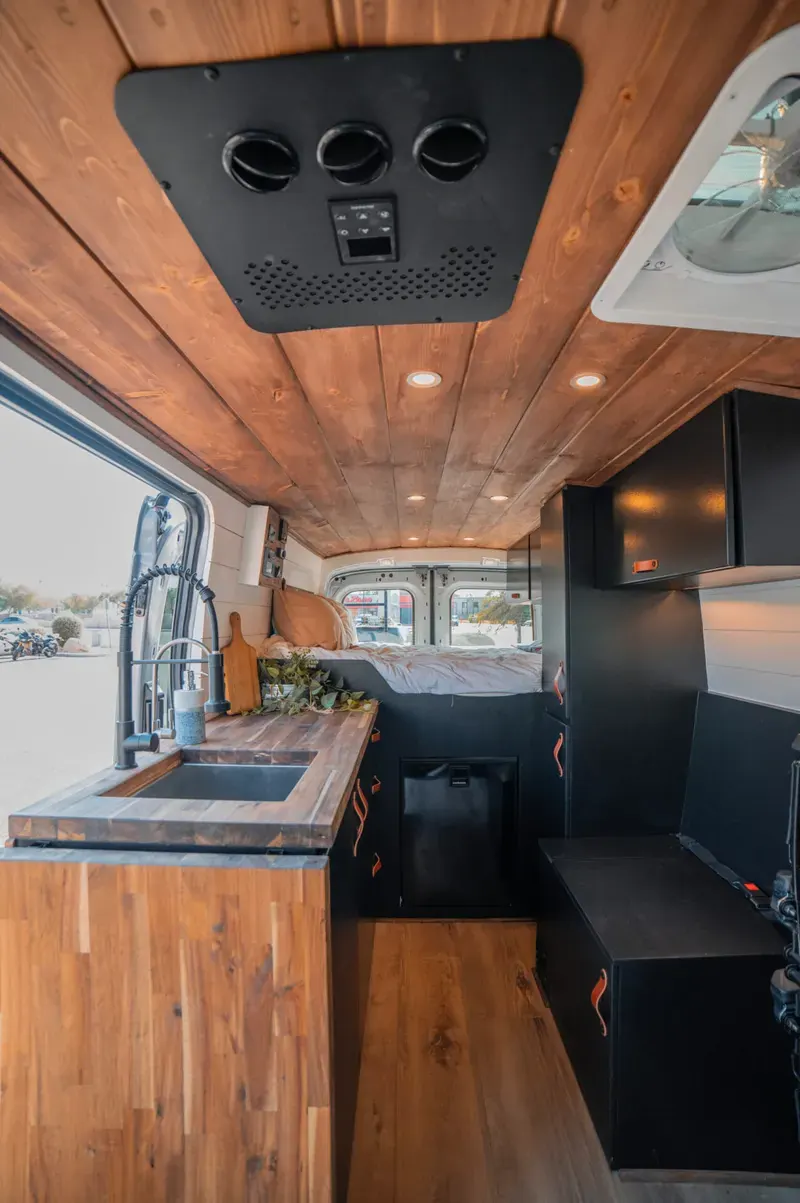 Shadowwood Voyager