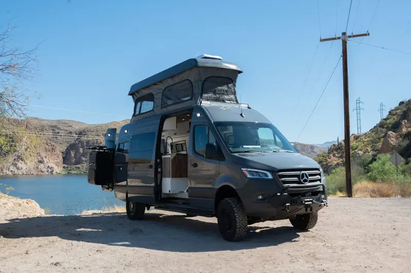 Summit Overlander