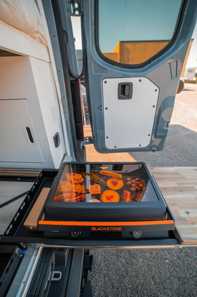 Tailgate Titan