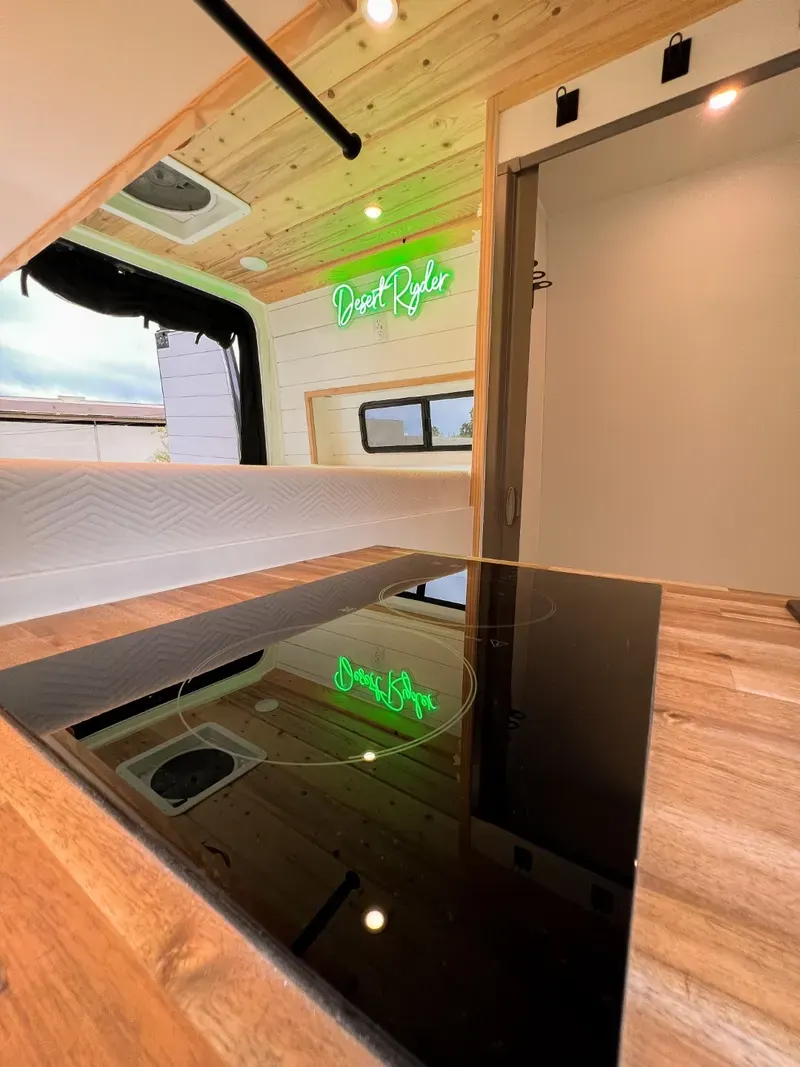 Valley Vista Voyager