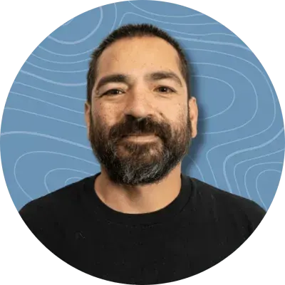 Vicente, Builder at Papago Vans